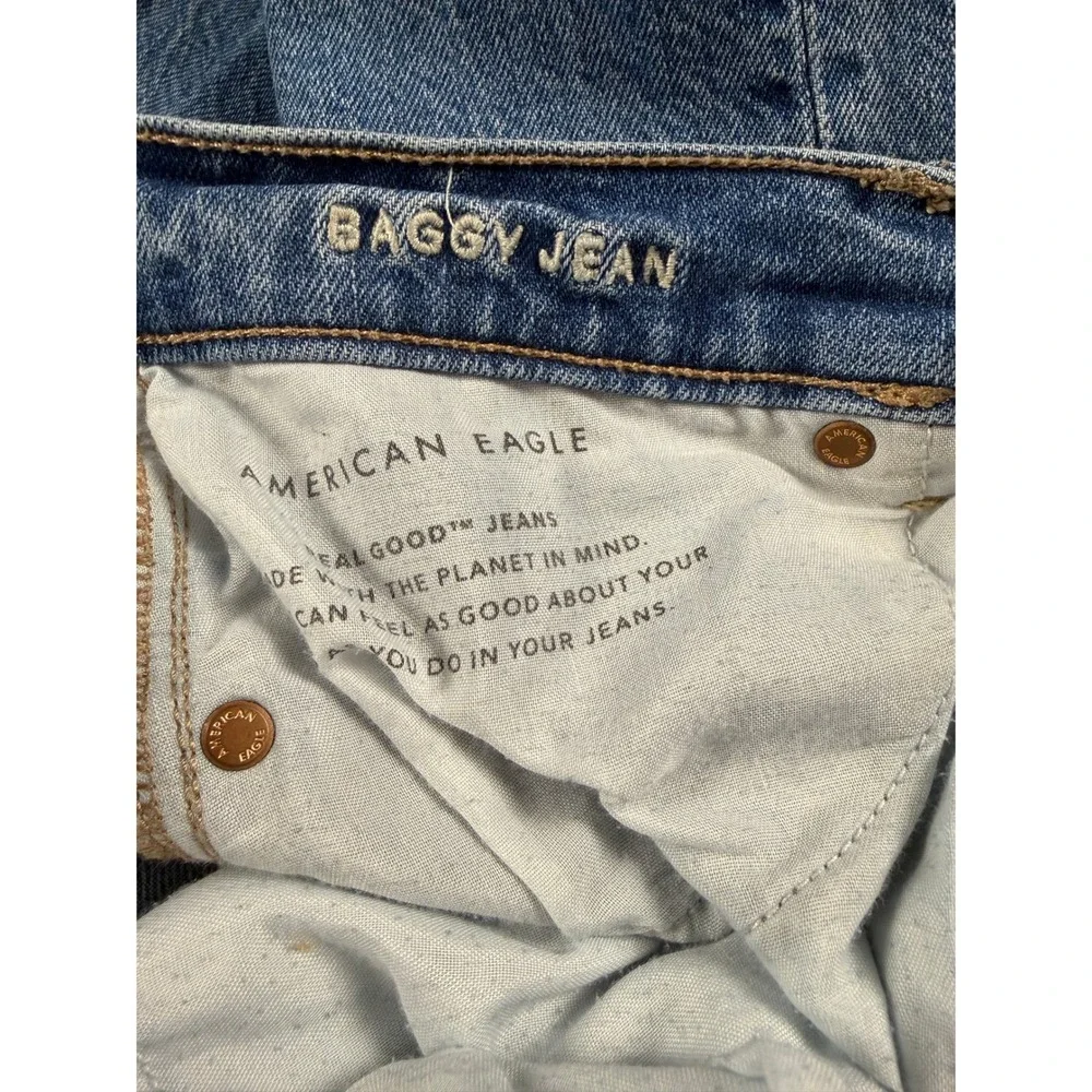 American Eagle Baggy Jean Size 2 Medium Wash Distressed Pocket Skater Grunge Y2K - Picture 5 of 6
